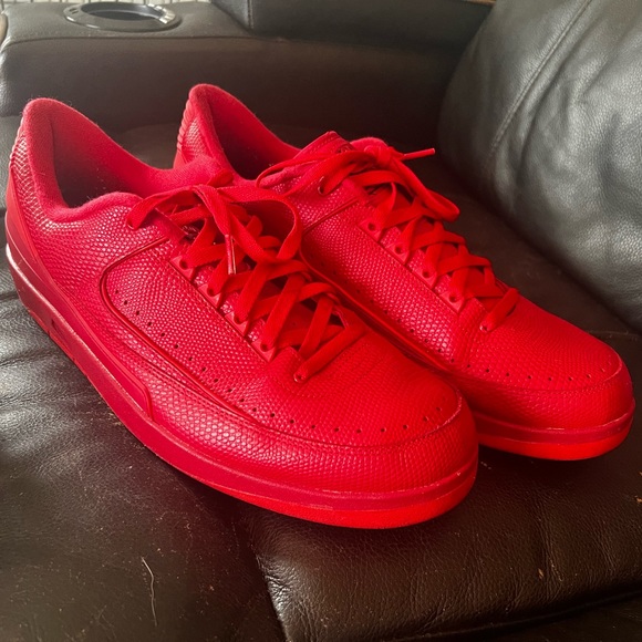 Jordan 2 Gym Red - Picture 3 of 11